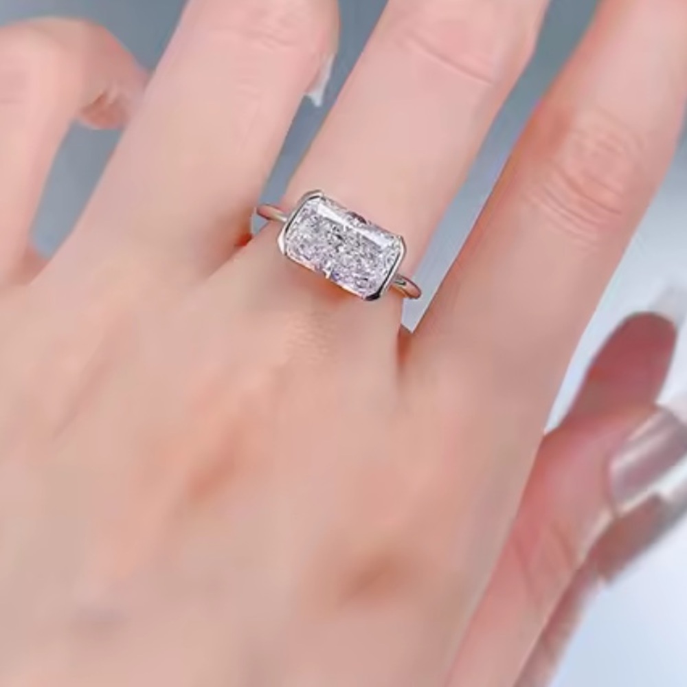 18k 3ct Radiant Cut Ring - Picture 4 of 15